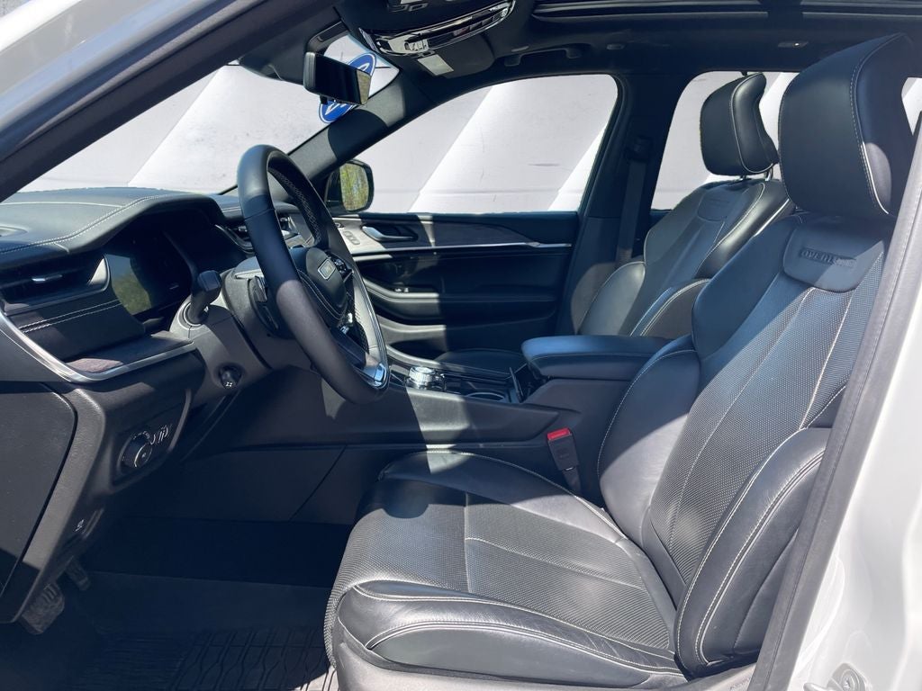 2022 Jeep Grand Cherokee Overland
