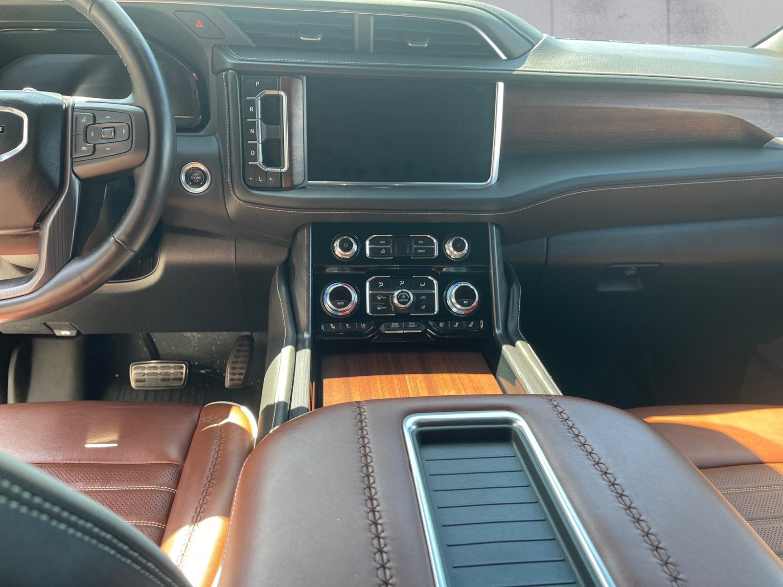 2024 GMC Yukon Denali Ultimate