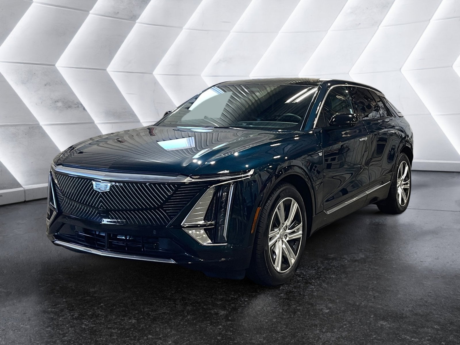 2024 Cadillac LYRIQ Tech