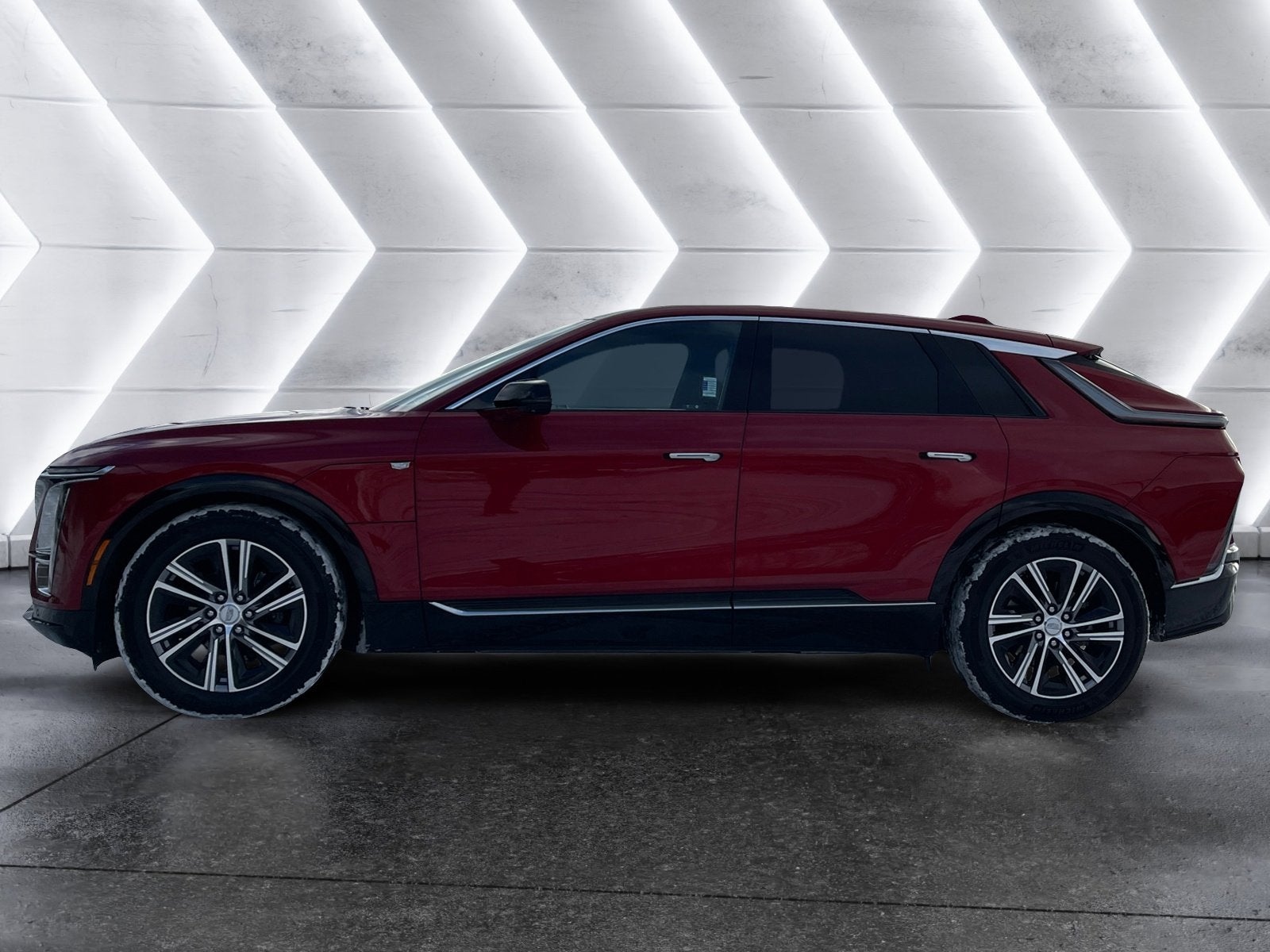 2024 Cadillac LYRIQ Luxury 2