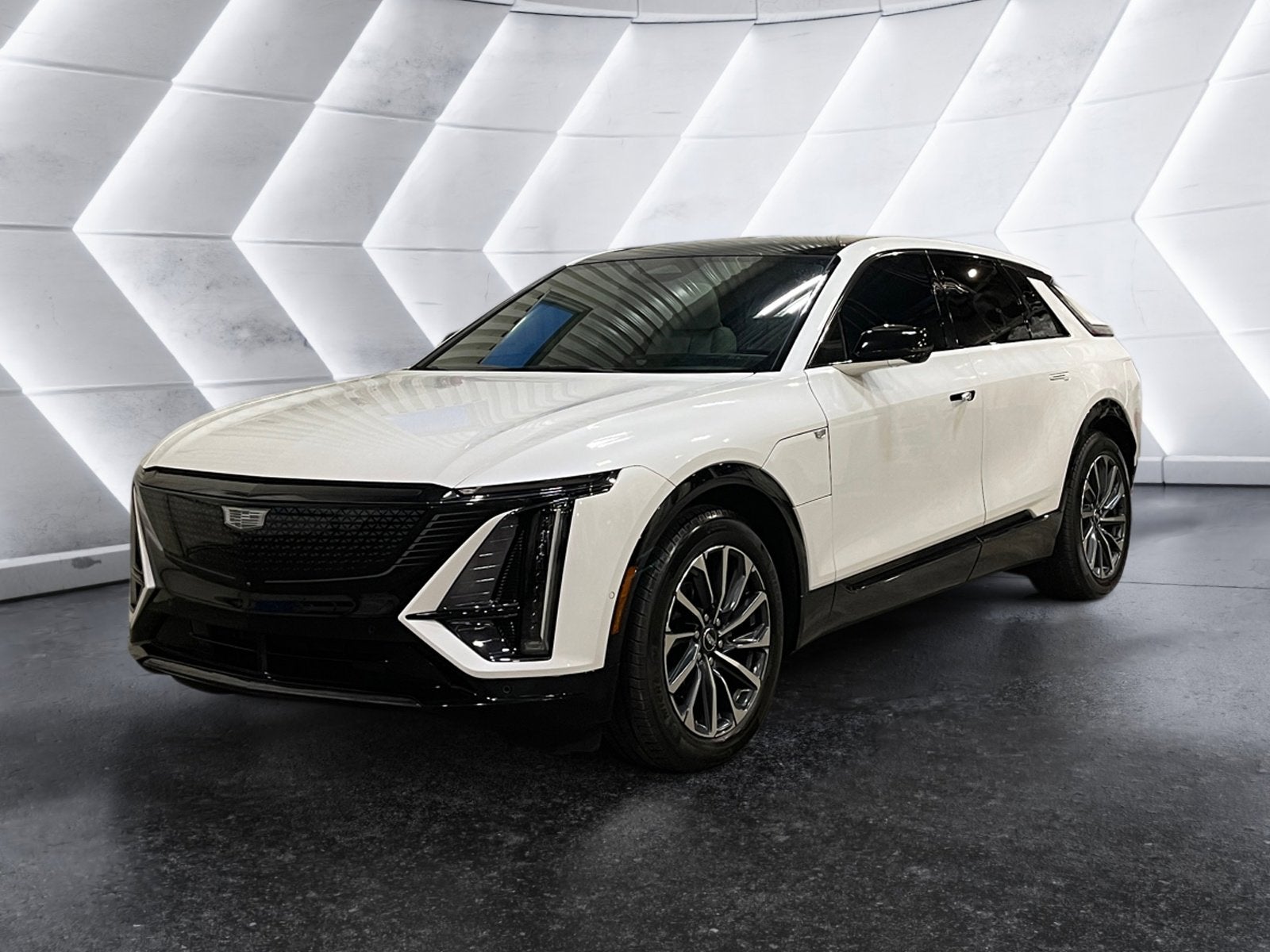 2024 Cadillac LYRIQ Sport 1
