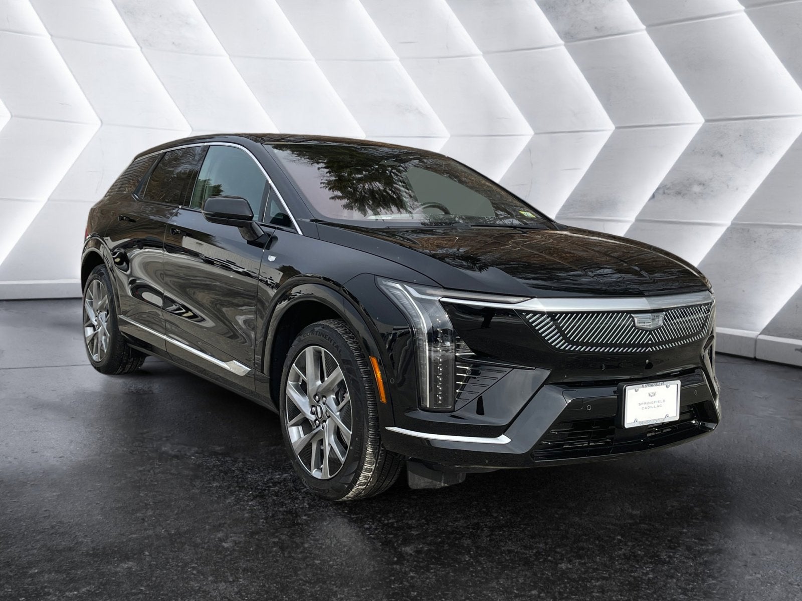 2025 Cadillac OPTIQ Luxury 2
