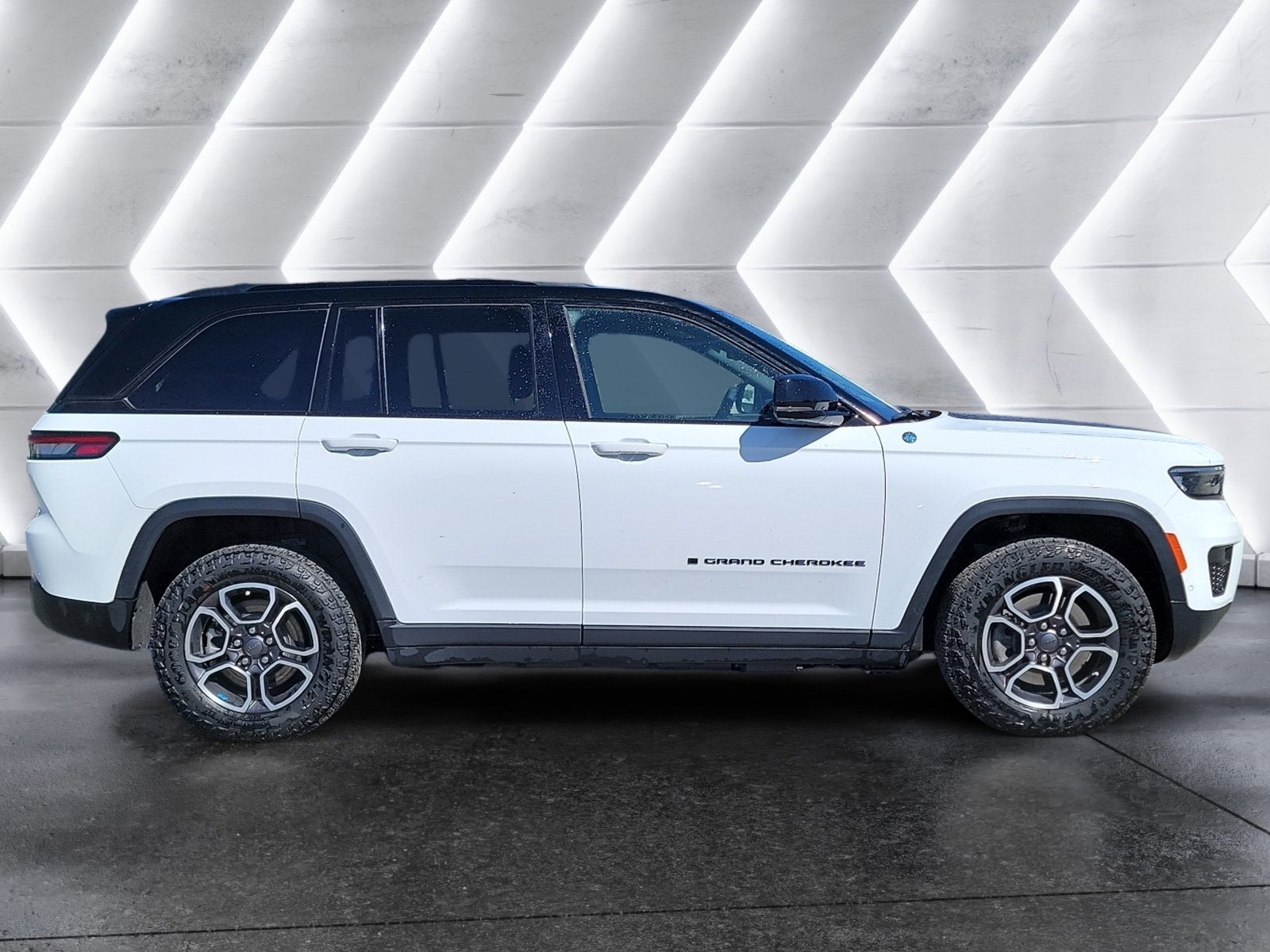 2023 Jeep Grand Cherokee 4xe Trailhawk
