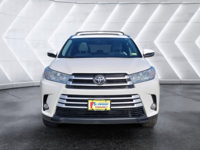2019 Toyota Highlander SE