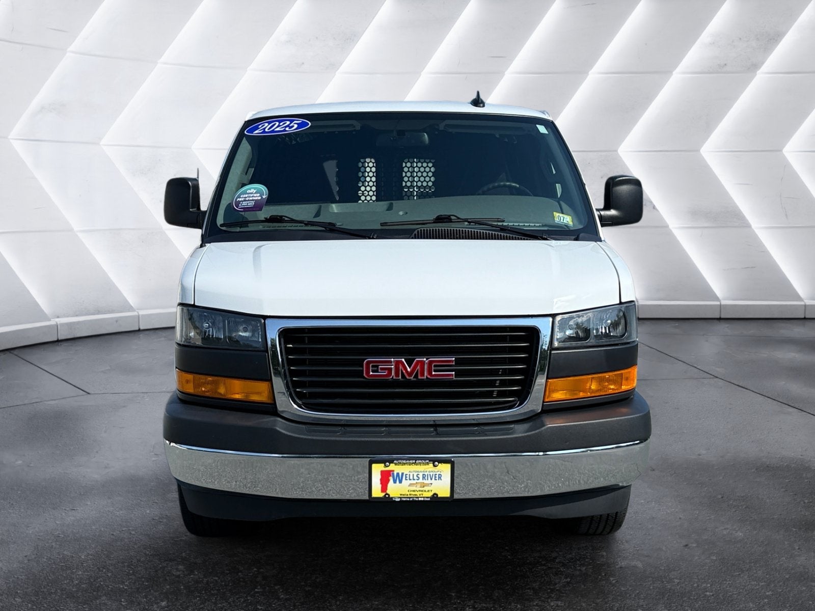 2025 GMC Savana Cargo Work Van