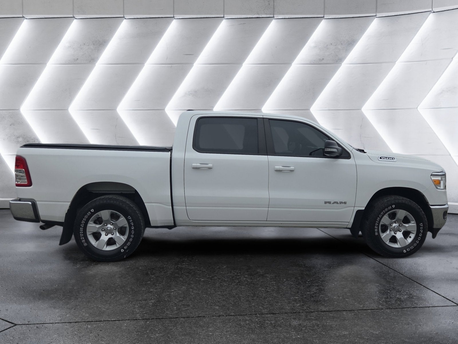 2021 RAM 1500 Big Horn Crew Cab 4x4 5'7" Box