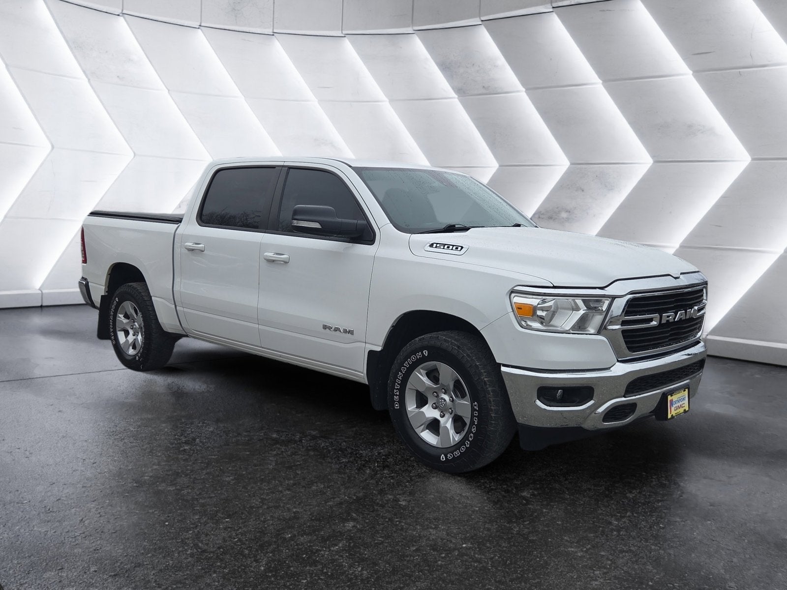 2021 RAM 1500 Big Horn Crew Cab 4x4 5'7" Box