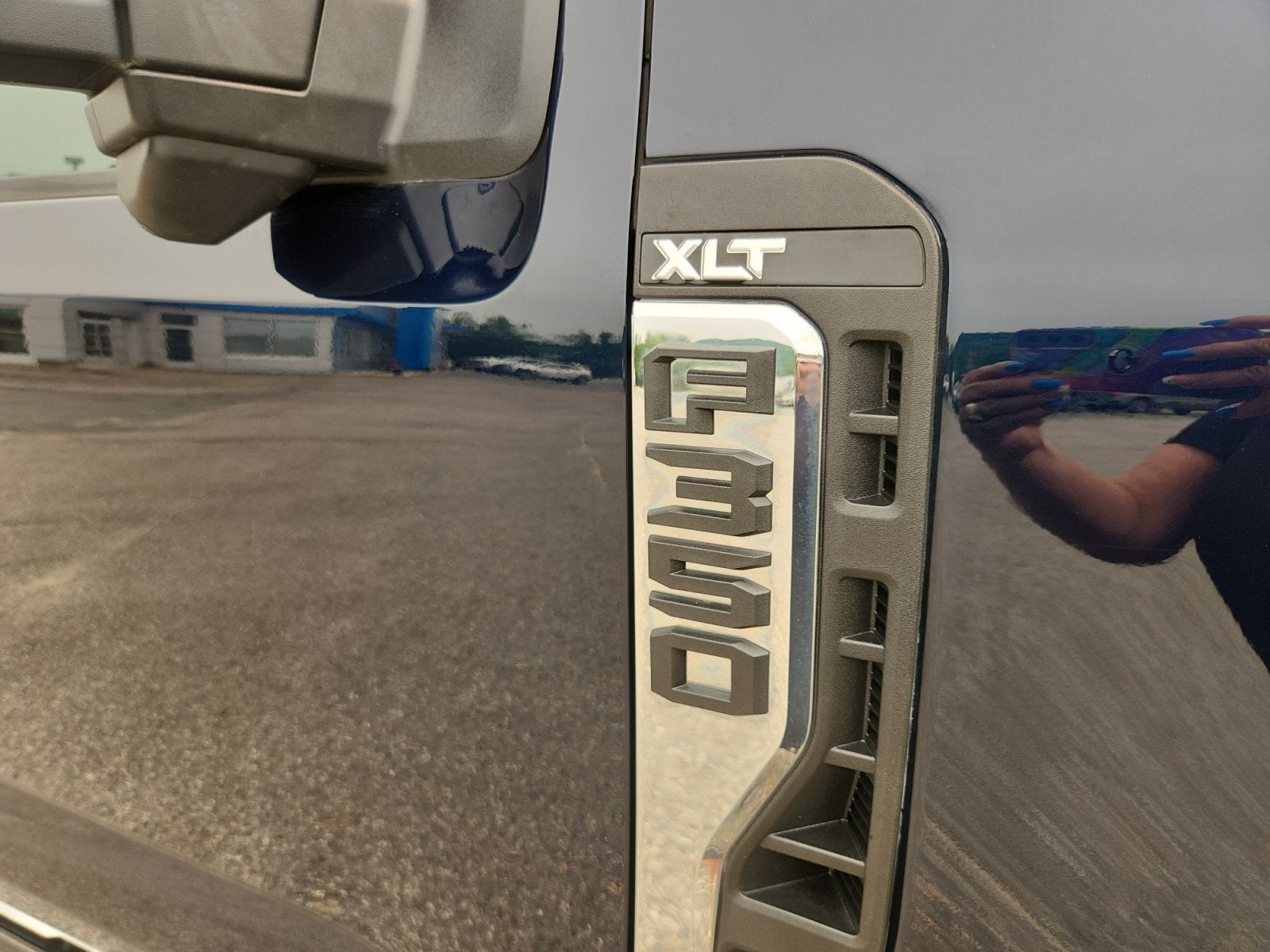 2023 Ford Super Duty F-350 DRW XL