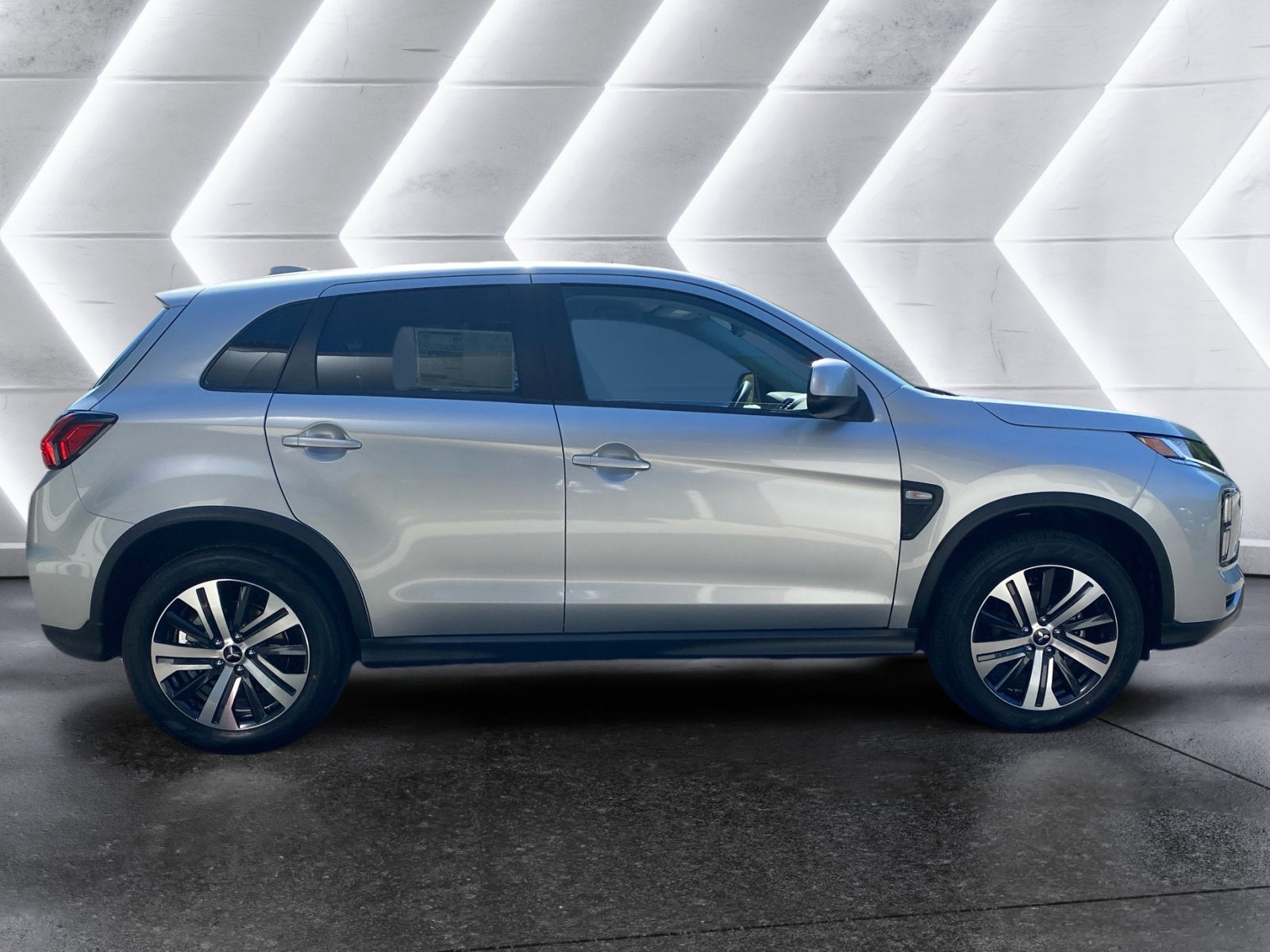 2025 Mitsubishi Outlander Sport ES