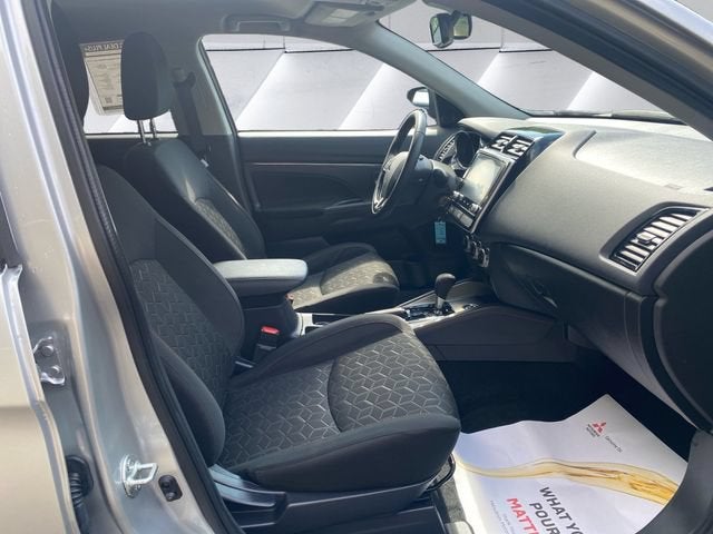 2025 Mitsubishi Outlander Sport Base
