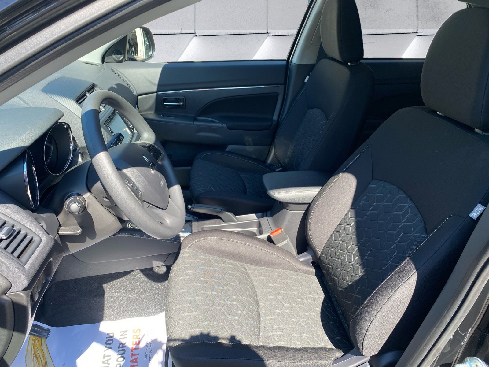 2025 Mitsubishi Outlander Sport ES