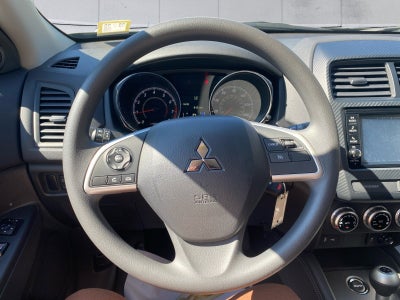 2025 Mitsubishi Outlander Sport ES