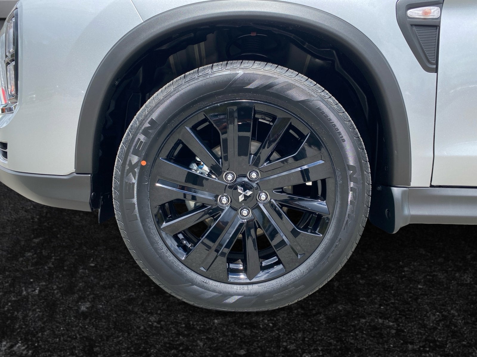 2026 Mitsubishi Outlander Sport LE