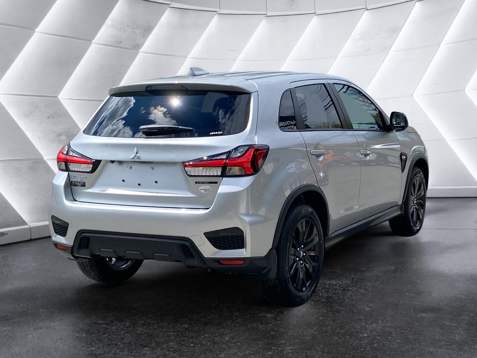 2026 Mitsubishi Outlander Sport LE