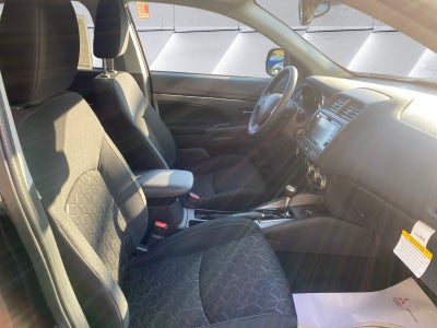 2025 Mitsubishi Outlander Sport ES