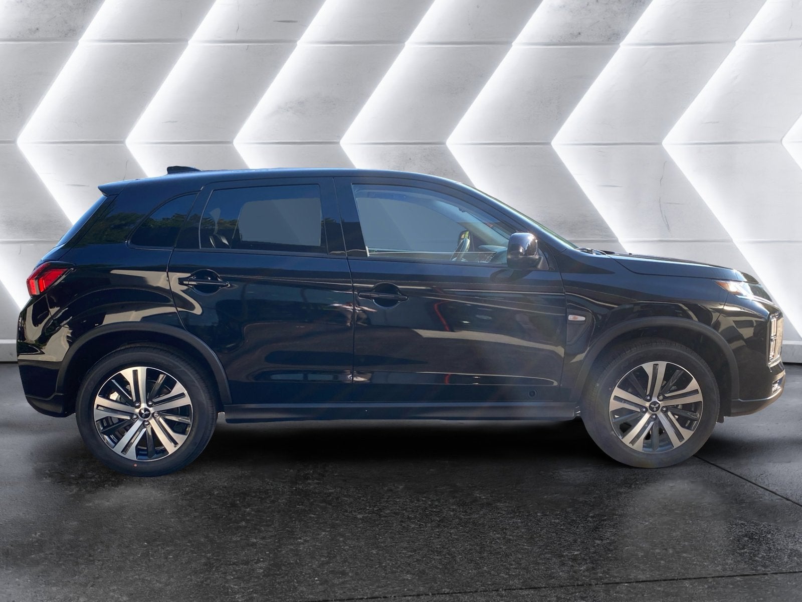 2025 Mitsubishi Outlander Sport ES