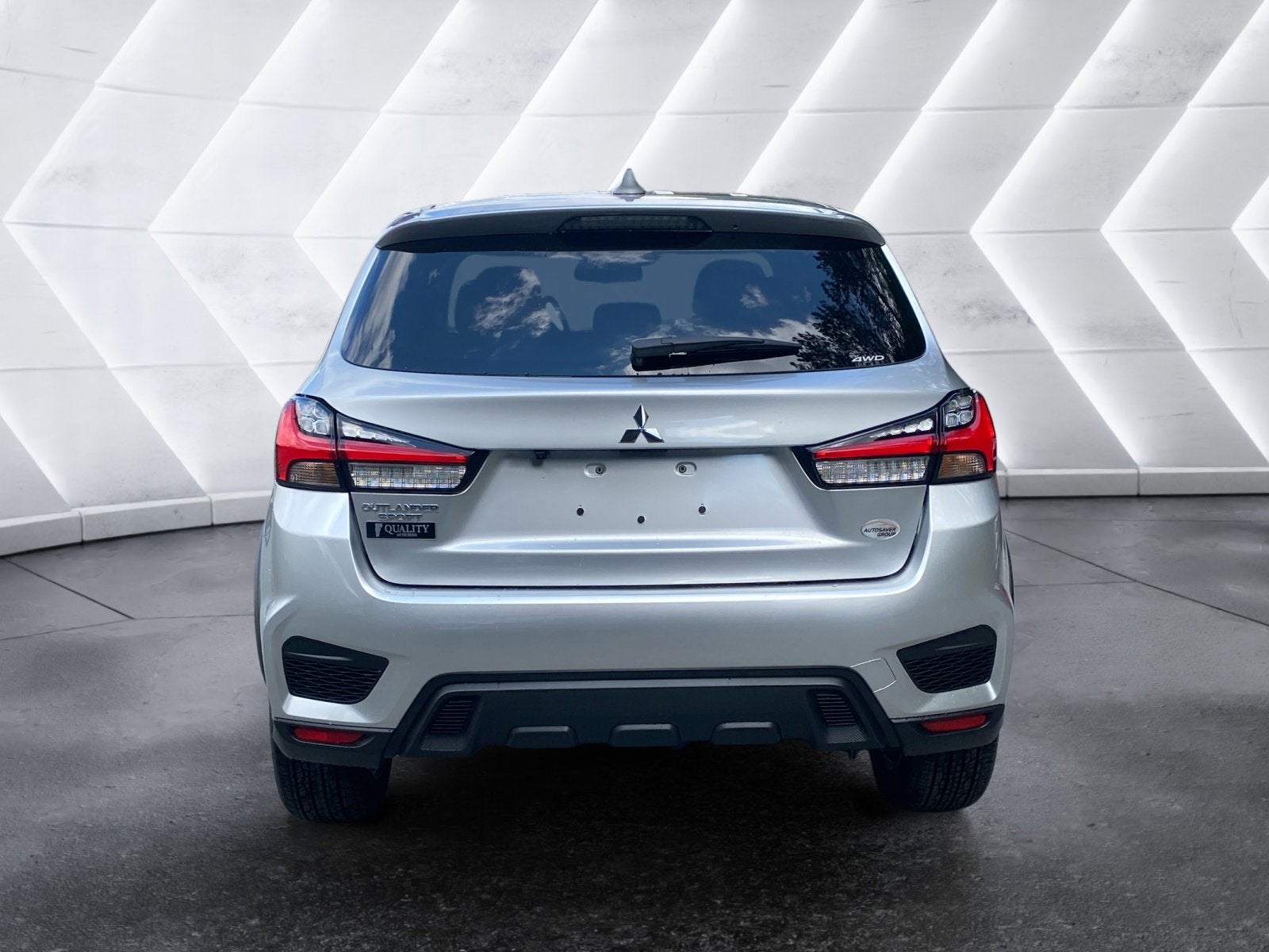 2025 Mitsubishi Outlander Sport ES