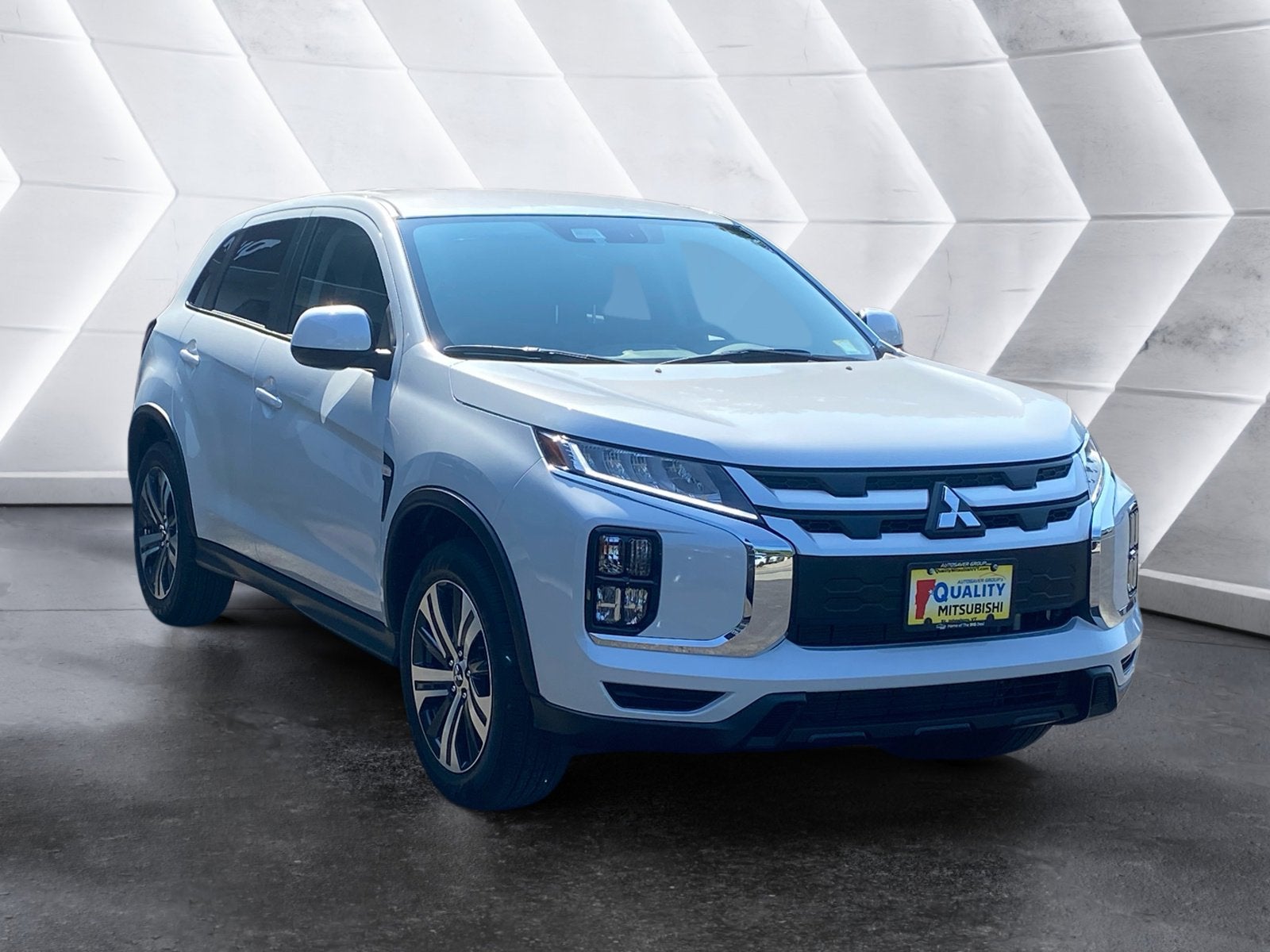 2025 Mitsubishi Outlander Sport ES