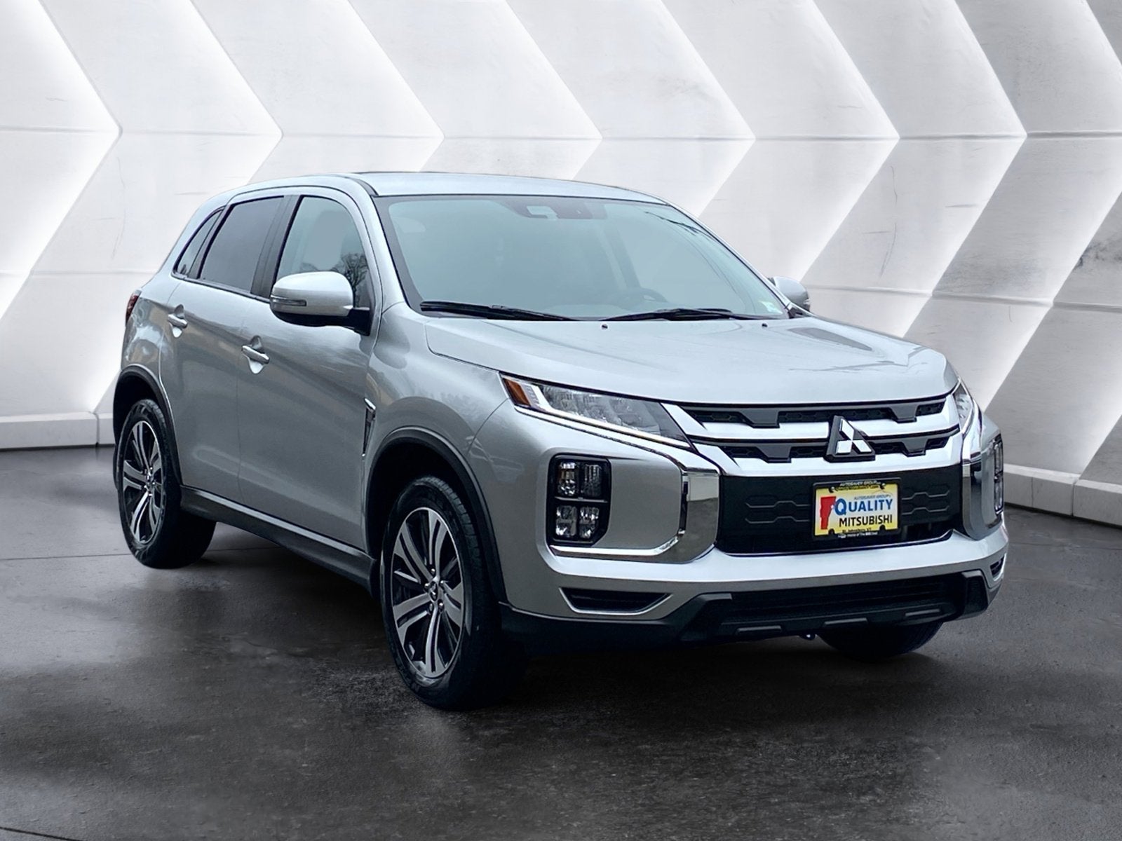 2026 Mitsubishi Outlander Sport SE