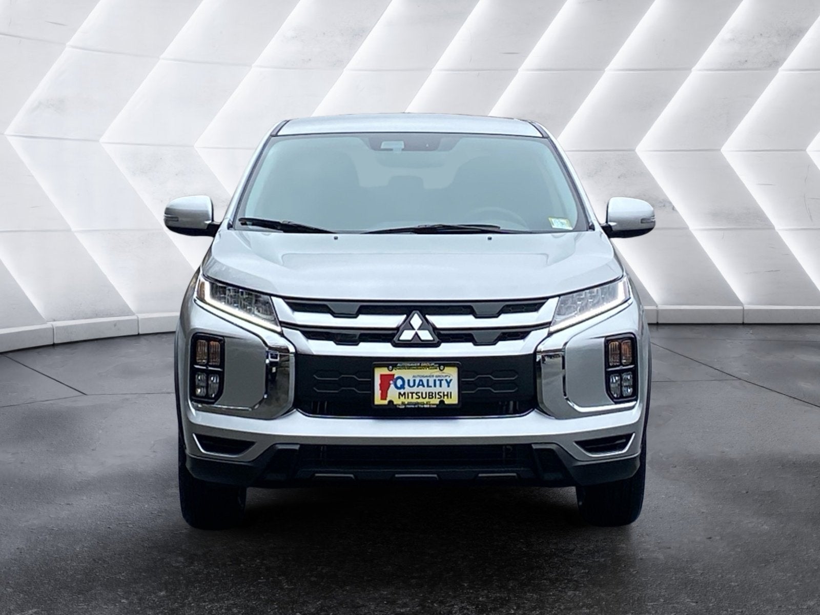 2026 Mitsubishi Outlander Sport SE