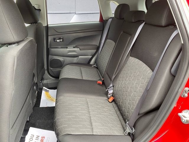 2026 Mitsubishi Outlander Sport LE