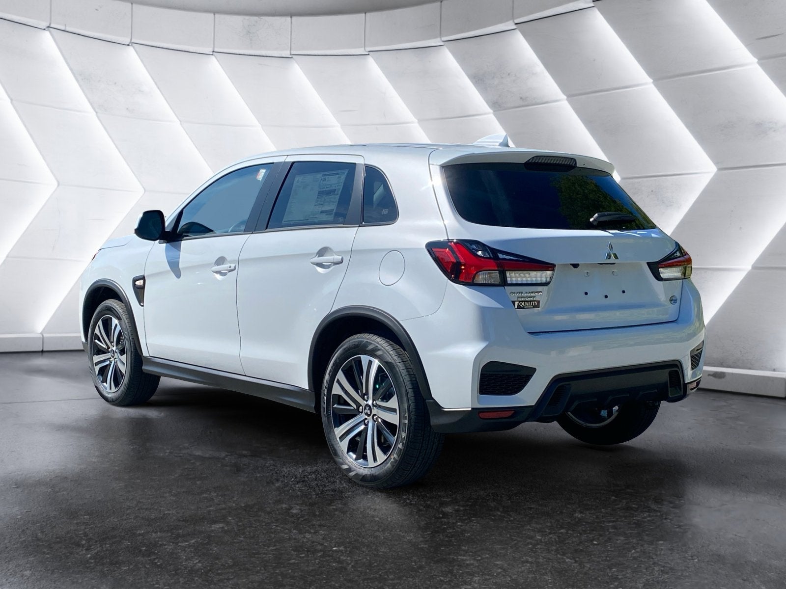2025 Mitsubishi Outlander Sport ES