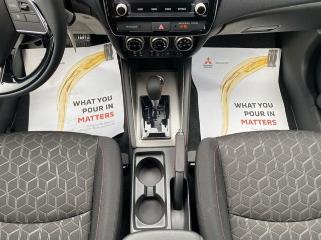 2026 Mitsubishi Outlander Sport LE