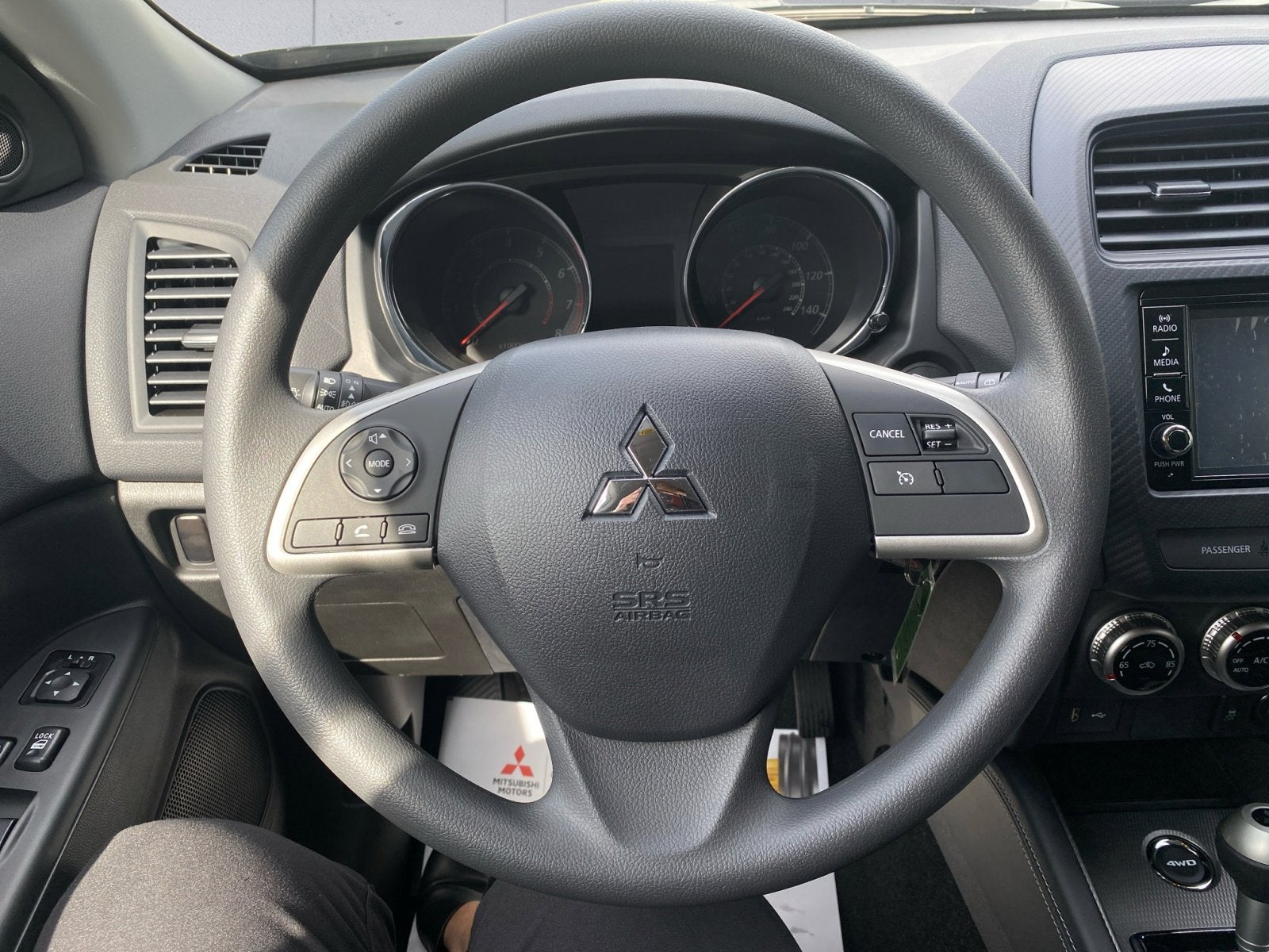 2025 Mitsubishi Outlander Sport ES