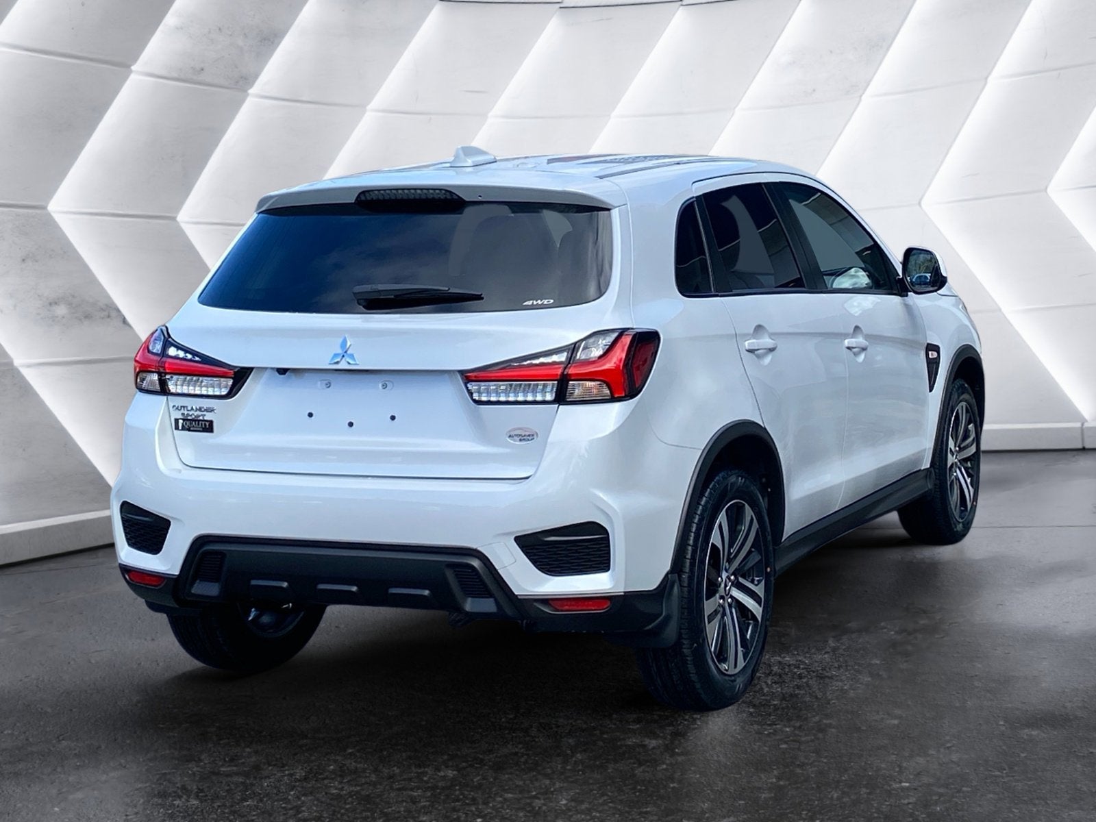 2026 Mitsubishi Outlander Sport ES