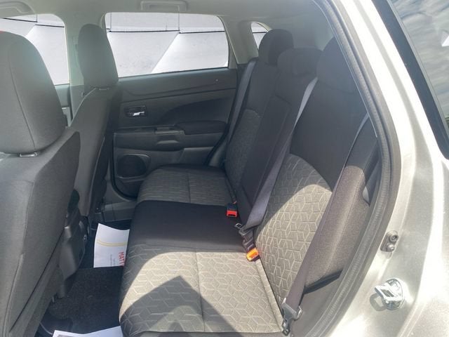 2026 Mitsubishi Outlander Sport ES