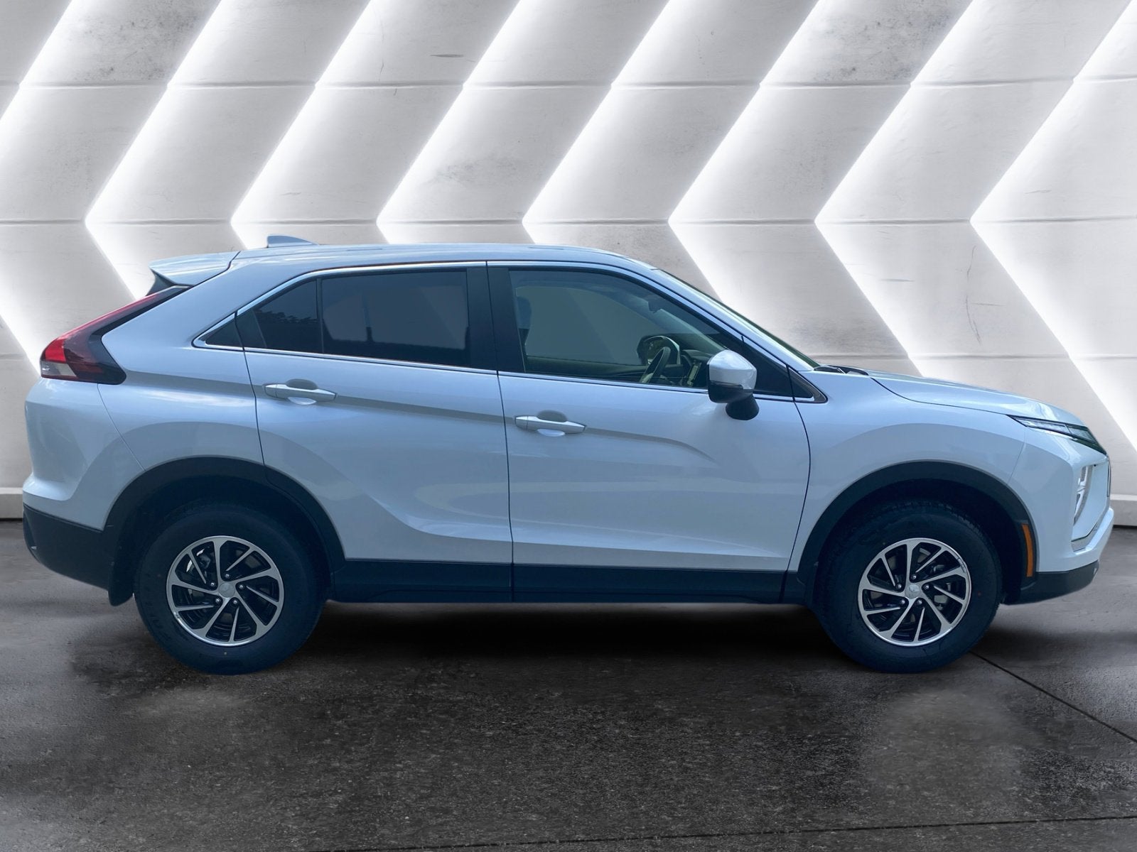 2025 Mitsubishi Eclipse Cross ES