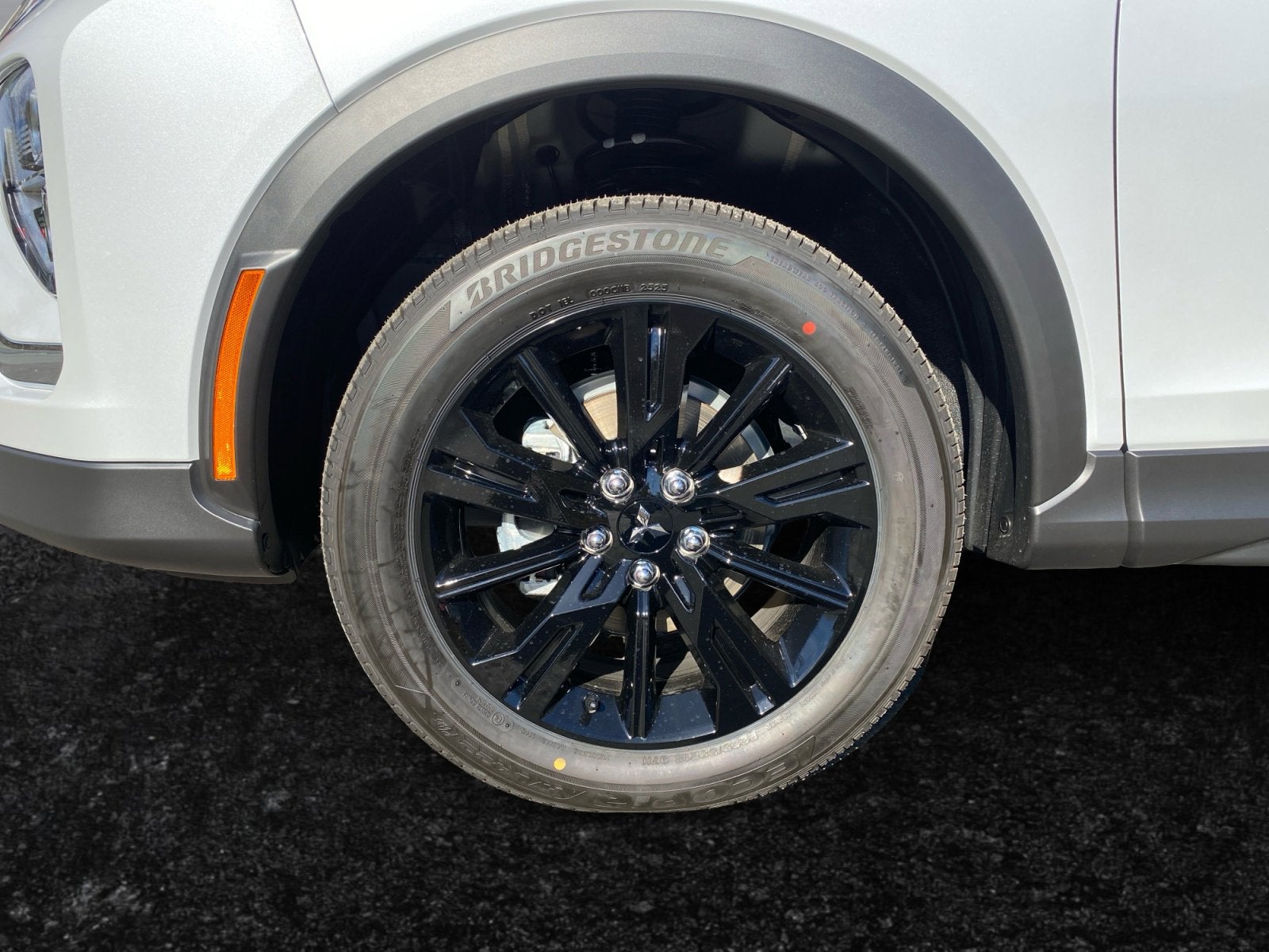 2026 Mitsubishi Eclipse Cross LE