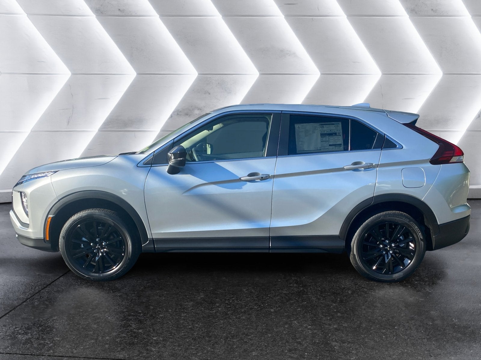 2025 Mitsubishi Eclipse Cross LE