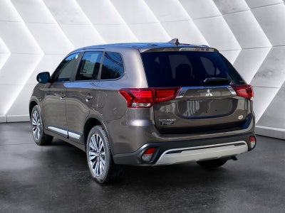 2020 Mitsubishi Outlander Base