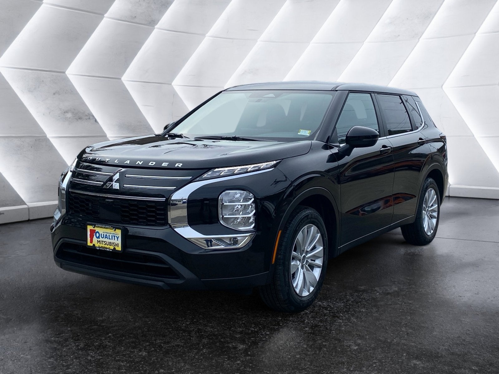 2026 Mitsubishi Outlander ES