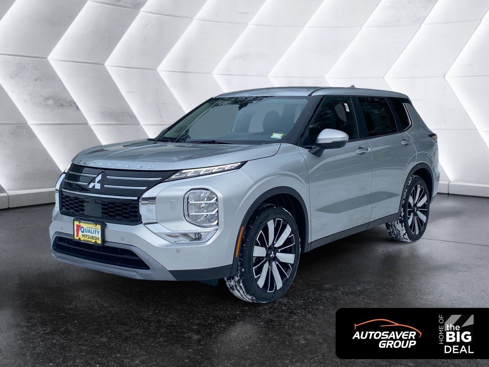 2025 Mitsubishi Outlander SE