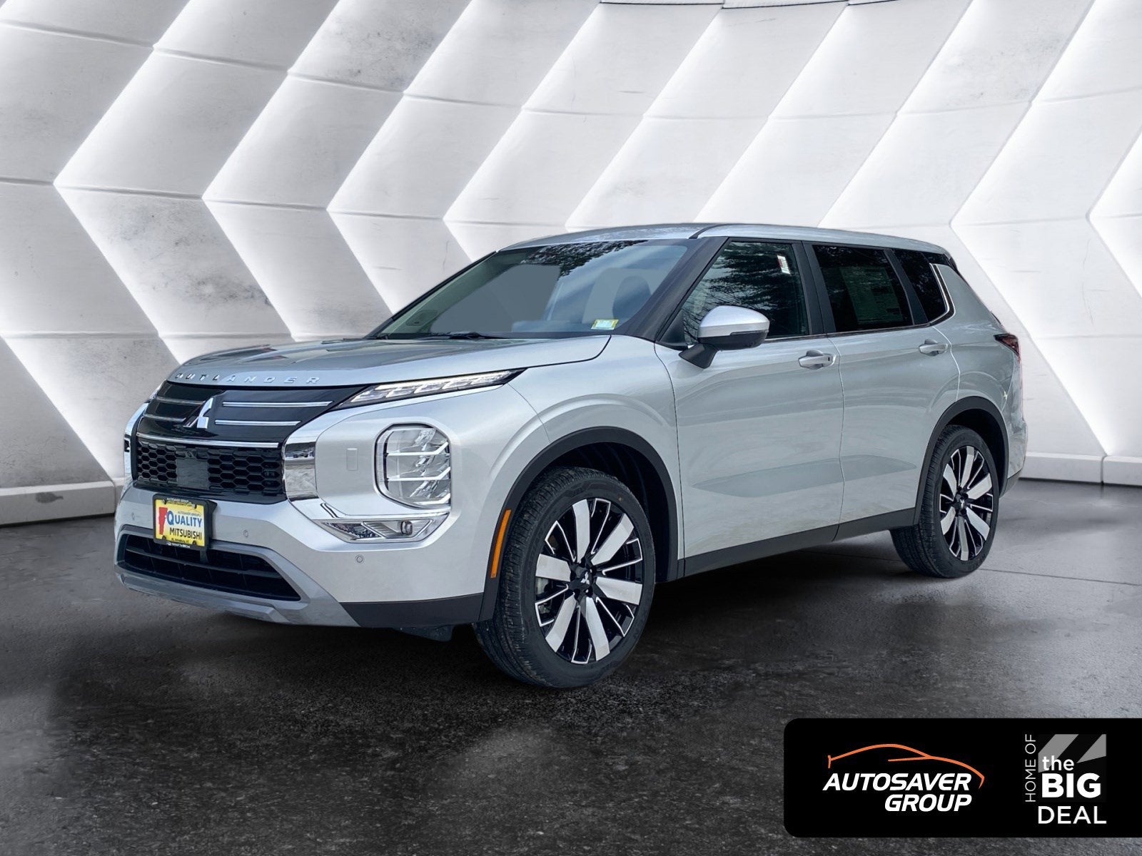 2025 Mitsubishi Outlander SE