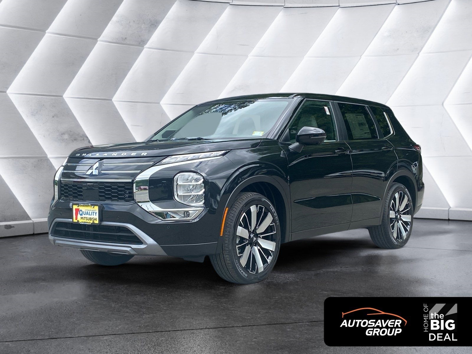 2025 Mitsubishi Outlander SE