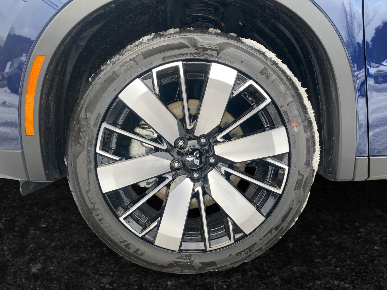 2026 Mitsubishi Outlander SE