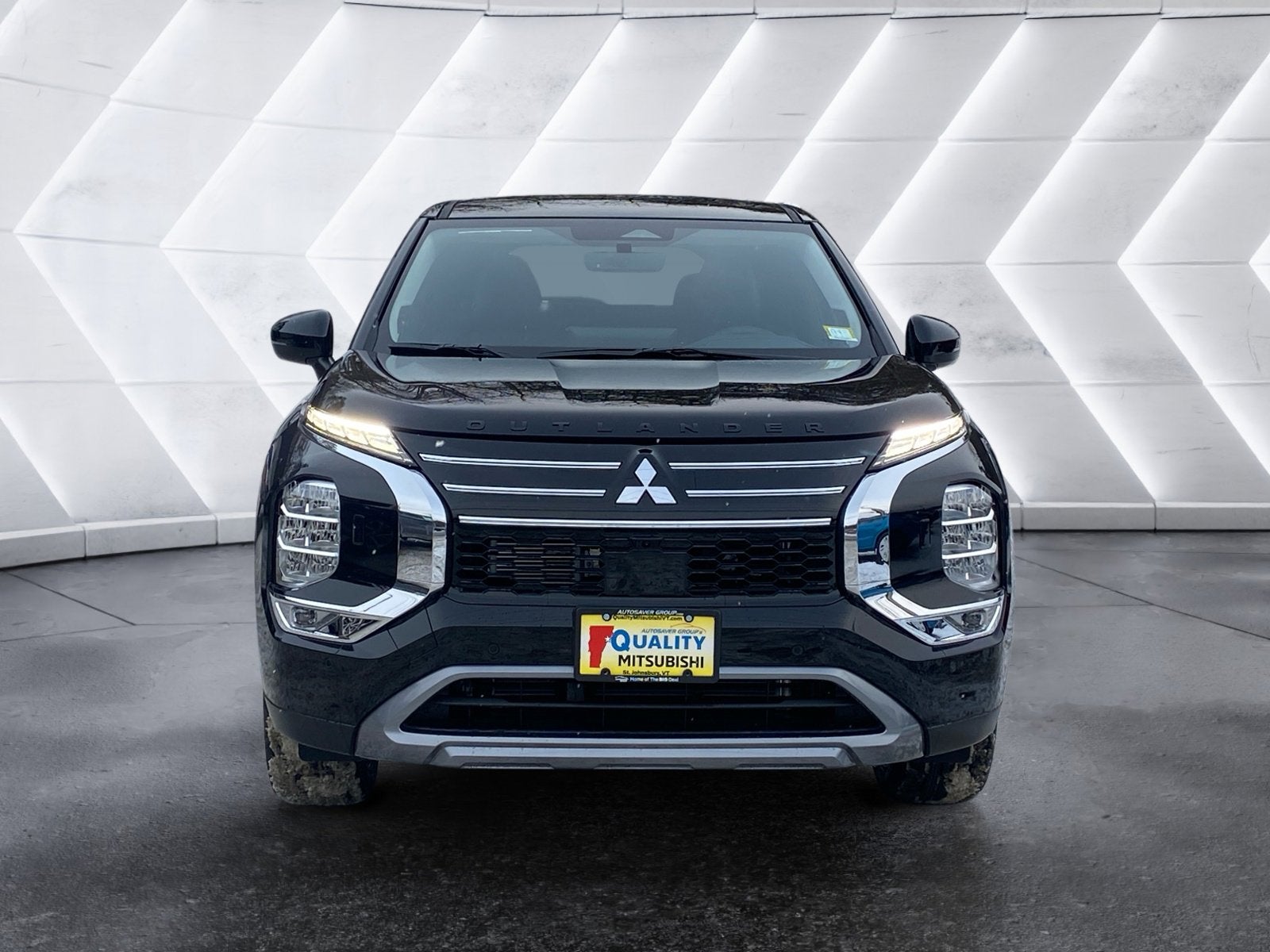 2026 Mitsubishi Outlander SE