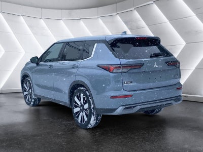 2026 Mitsubishi Outlander SE