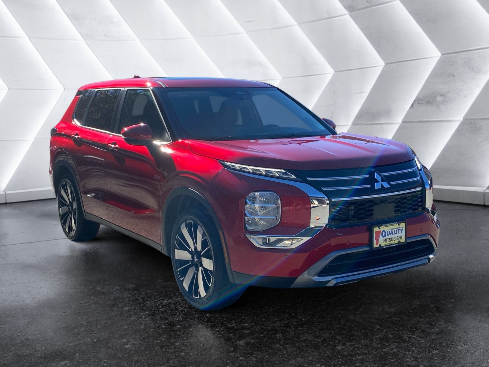 2027 Mitsubishi Outlander SE