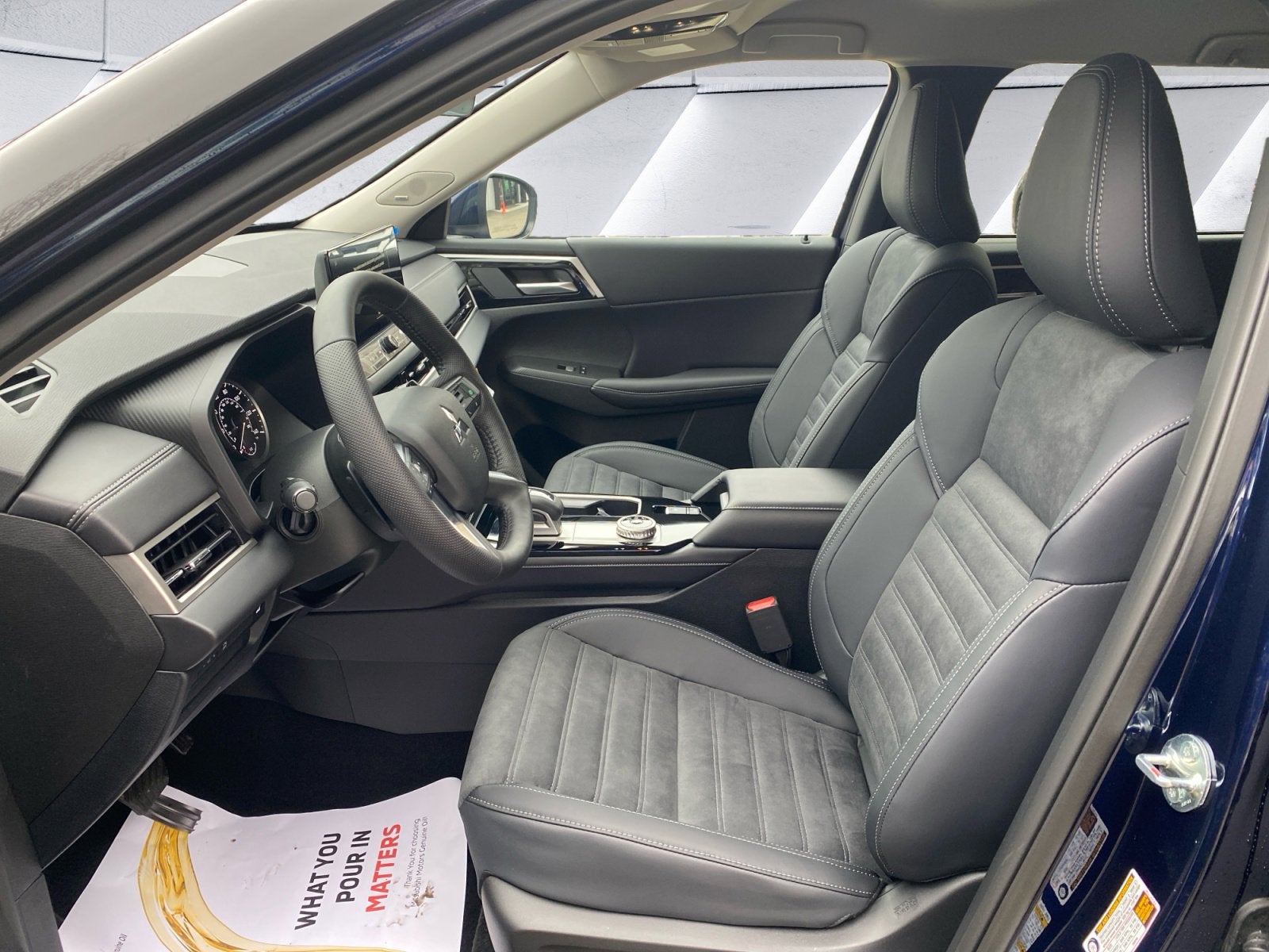 2026 Mitsubishi Outlander SE