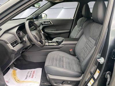2026 Mitsubishi Outlander LE