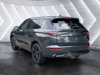 2026 Mitsubishi Outlander LE
