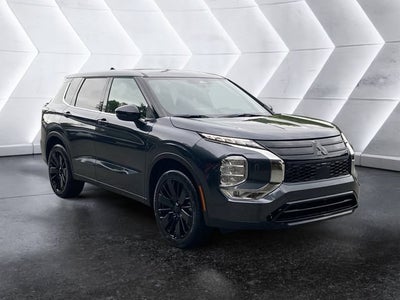 2026 Mitsubishi Outlander LE