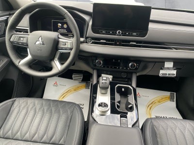 2025 Mitsubishi Outlander SEL