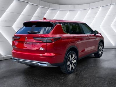 2026 Mitsubishi Outlander Plug-In Hybrid SE