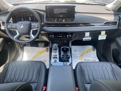 2026 Mitsubishi Outlander Plug-In Hybrid SEL