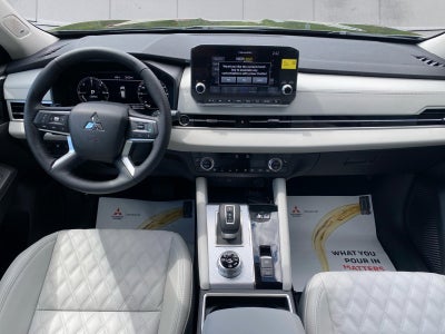 2025 Mitsubishi Outlander Plug-In Hybrid SEL Platinum Edition